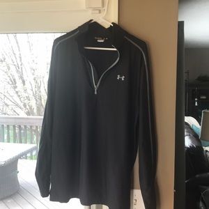 Men’s under armor size  x large quarter zip